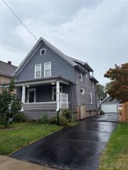 125 80th Street, Niagara Falls, NY 14304