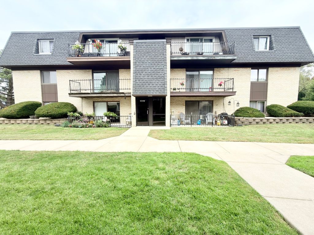 11119 S 84th Avenue 3B, Palos Hills, IL 60465 — exterior