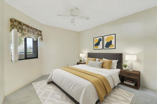 6333 SE Williamsburg Drive 204, Hobe Sound, FL 33455