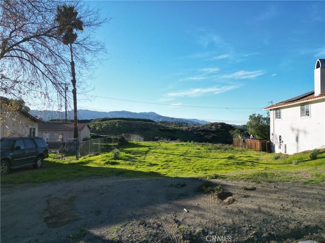 415 N SCRIVENER, Lake Elsinore, CA 92530