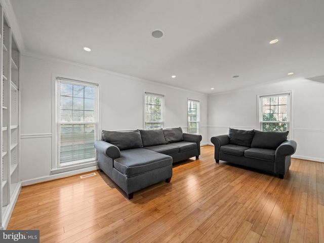 9900 TAMBAY CT, Montgomery Village, MD 20886