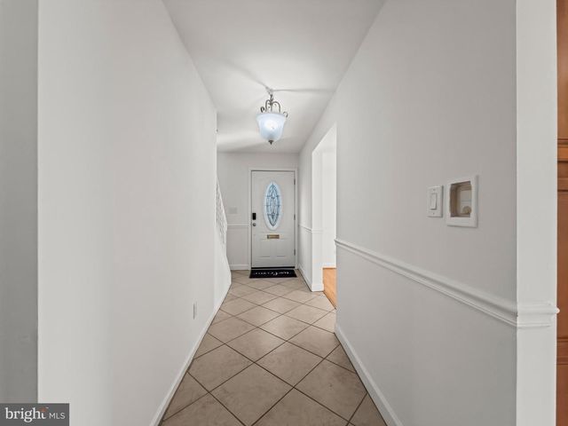 9900 TAMBAY CT, Montgomery Village, MD 20886