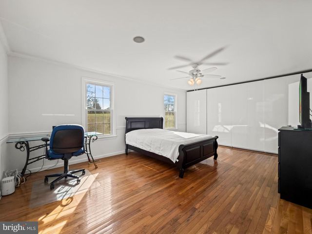 9900 TAMBAY CT, Montgomery Village, MD 20886