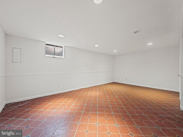 9900 TAMBAY CT, Montgomery Village, MD 20886