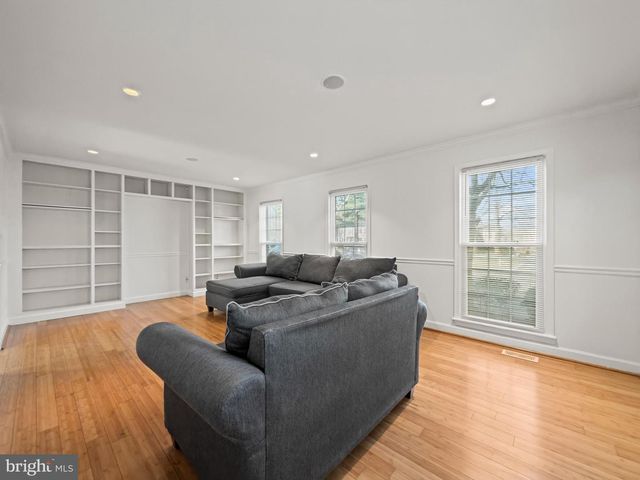 9900 TAMBAY CT, Montgomery Village, MD 20886