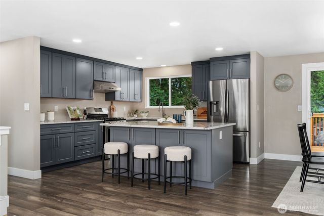 5330 158th Place SW, Edmonds, WA 98026