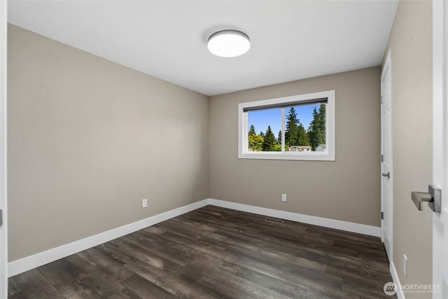 5330 158th Place SW, Edmonds, WA 98026