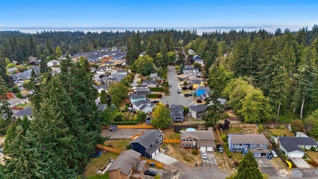 5330 158th Place SW, Edmonds, WA 98026