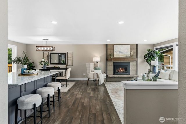 5330 158th Place SW, Edmonds, WA 98026