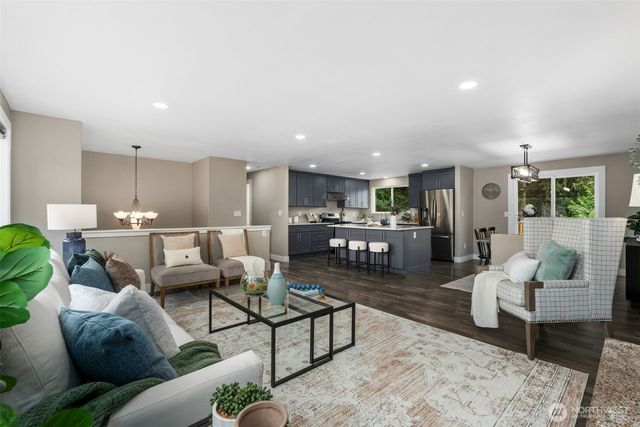 5330 158th Place SW, Edmonds, WA 98026