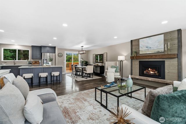 5330 158th Place SW, Edmonds, WA 98026
