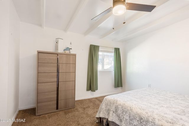 3927 E Lind Road, Tucson, AZ 85712