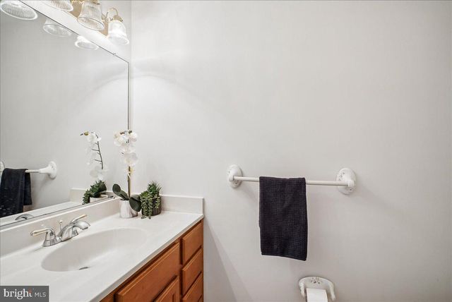 8258 CEDAR LANDING CT, Alexandria, VA 22306