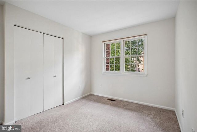 8258 CEDAR LANDING CT, Alexandria, VA 22306