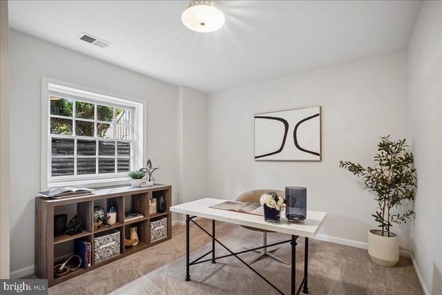 8258 CEDAR LANDING CT, Alexandria, VA 22306