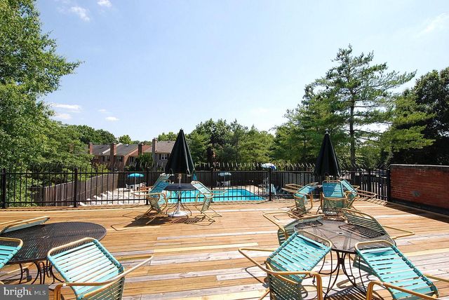 8258 CEDAR LANDING CT, Alexandria, VA 22306