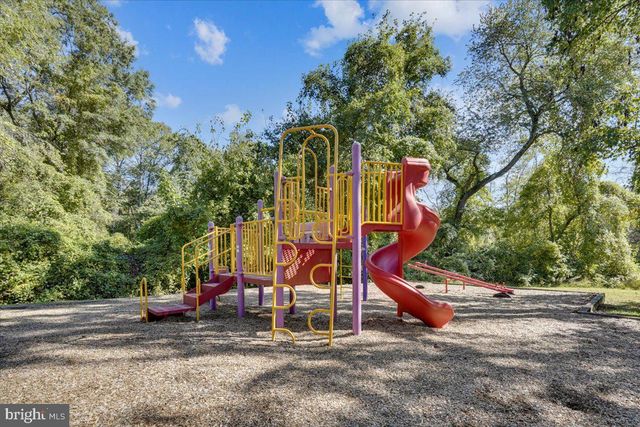8258 CEDAR LANDING CT, Alexandria, VA 22306