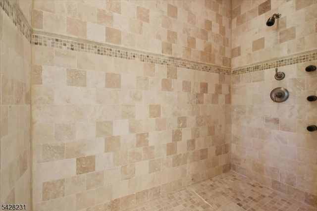 8 Mount Pleasant Rd, Mendham Twp., NJ 07960