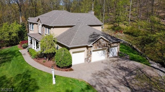 8 Mount Pleasant Rd, Mendham Twp., NJ 07960