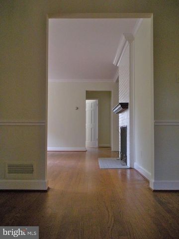 5507 CHESTERBROOK RD, Bethesda, MD 20816