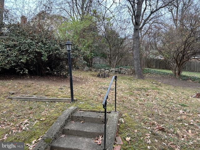 5507 CHESTERBROOK RD, Bethesda, MD 20816