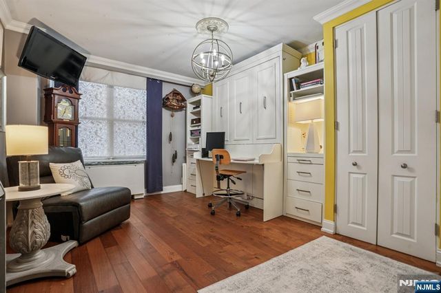 301 Beech 12E, Hackensack, NJ 07601