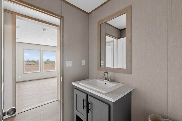 102 14th Avenue NW, Rio Rancho, NM 87144