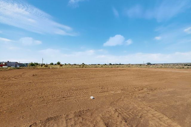 102 14th Avenue NW, Rio Rancho, NM 87144