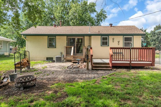 3012 62nd Avenue N, Brooklyn Center, MN 55429