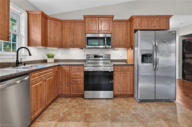 237 Partridge Drive, Lexington, NC 27292