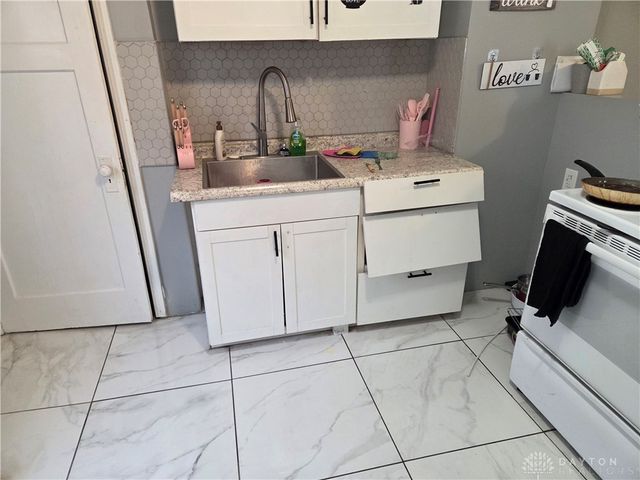 3619 Hoover Avenue, Dayton, OH 45402