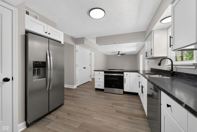 4327 Ashwood Drive, Indianapolis, IN 46268