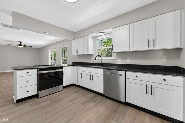 4327 Ashwood Drive, Indianapolis, IN 46268