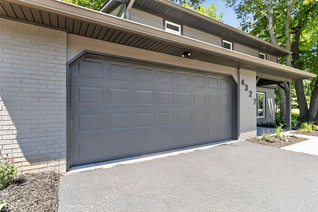 4327 Ashwood Drive, Indianapolis, IN 46268