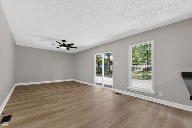 4327 Ashwood Drive, Indianapolis, IN 46268