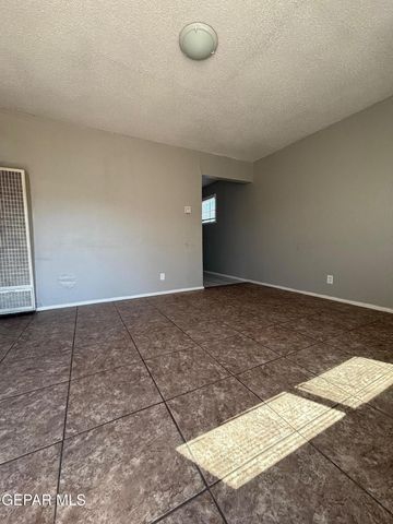 3906 Harrison Avenue 4, El Paso, TX 79930