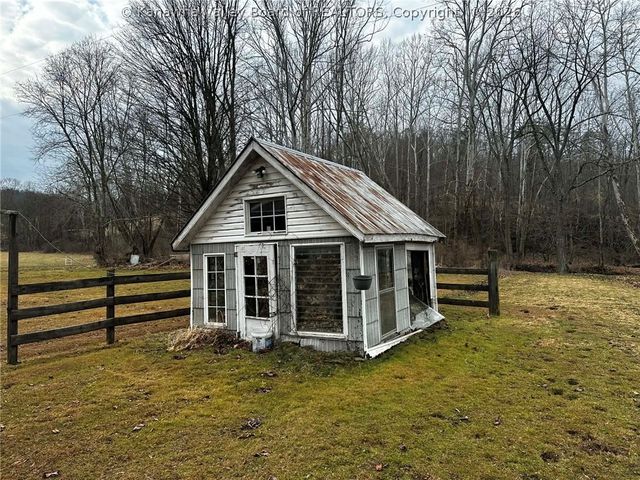 5579 Frozen Camp Creek Road, Leroy, WV 25252