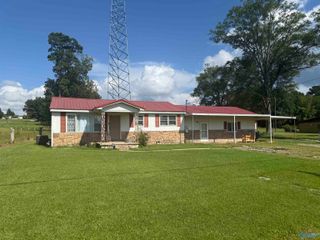 1424 Marguerite Avenue, Gadsden, AL 35903