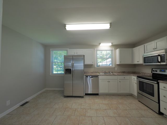 159 Sullivan Trl, La Vergne, TN 37086