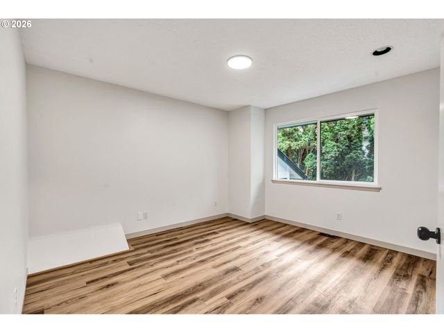 15134 Sw FOREST Ave, Sherwood, OR 97140