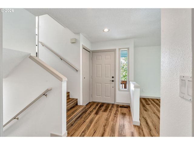 15134 Sw FOREST Ave, Sherwood, OR 97140
