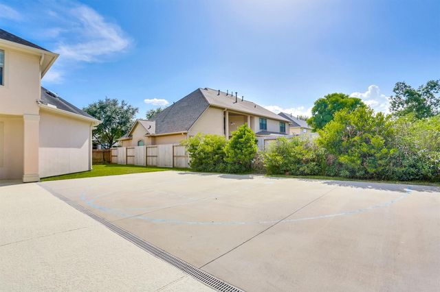 20637 Eagle Wood Trace Drive, Porter, TX 77365