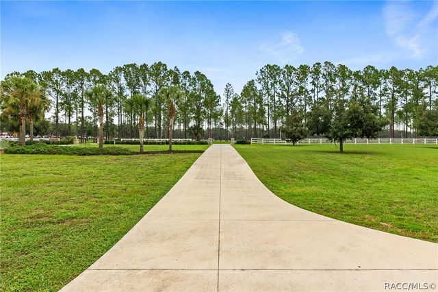 104 E Atlantic Street, Hernando, FL 34442