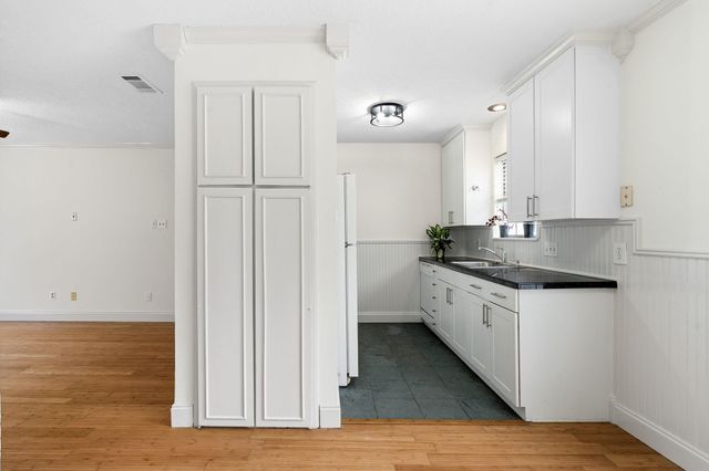 3902 Peterson Ave 205, Austin, TX 78756