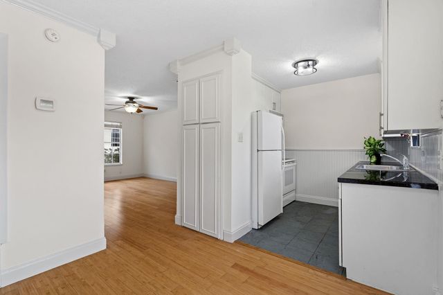 3902 Peterson Ave 205, Austin, TX 78756