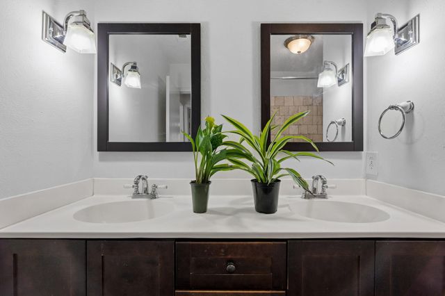 3902 Peterson Ave 205, Austin, TX 78756