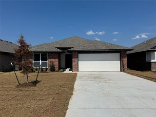 20653 Brush Creek Boulevard, Harrah, OK 73045