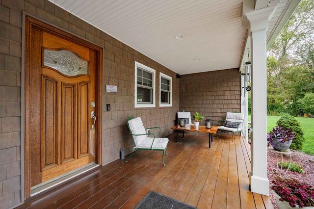 15 Flak Lane, New Fairfield, CT 06812