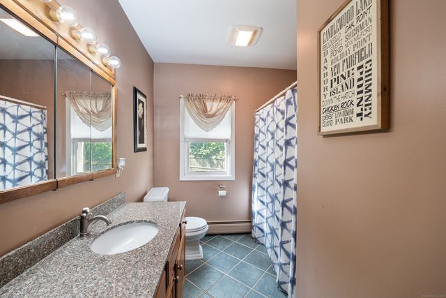 15 Flak Lane, New Fairfield, CT 06812