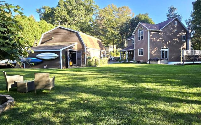 15 Flak Lane, New Fairfield, CT 06812